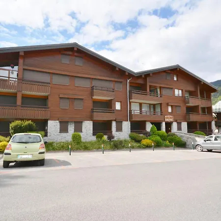 Ideal Centre Morzine: T2 Cosy Pour 6 Pers., Proche Pistes, Terrasse, Parking Couvert - Fr-1-684-41 Apartment